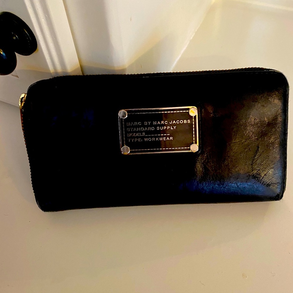 Marc jacobs zip full wallet